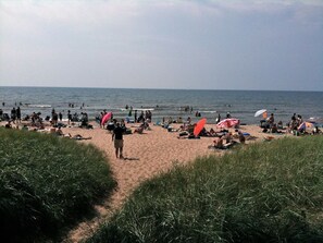 Beach nearby, beach towels