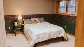 1 chambre, fer et planche Ă repasser, Wi-Fi gratuit, draps fournis