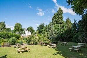 Property grounds - Tankerville Arms Hotel (Wooler)