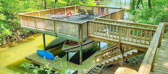 Cozy Retreat on Gypsy Cove!