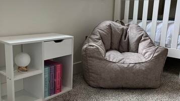 4 bedrooms, iron/ironing board, travel cot, free WiFi