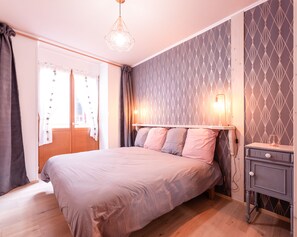 3 chambres, fer et planche Ă repasser, Wi-Fi, draps fournis