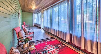 Comfortable, Charming Home Near Outdoor Adventure. Pet Friendly!