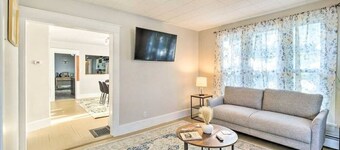 Comfortable, Charming 4-Bedroom Home Near Outdoor Adventure. Pet Friendly!