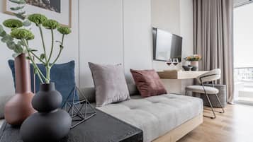 Studio Suite Exclusive | Bộ đồ giường cao cấp, nệm có lớp đệm bông, minibar