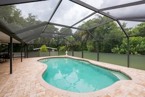 Piscina externa, piscina aquecida