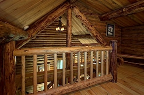 Interior - The Log Cabin on 8 acres (Packwood)