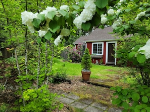 Exterior - The Log Cabin on 8 acres (Packwood)