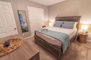 2 bedrooms, iron/ironing board, travel crib, WiFi - Quiet & Private! 2BD w/ Laundry and Full Kitchen (Meadow Lakes)