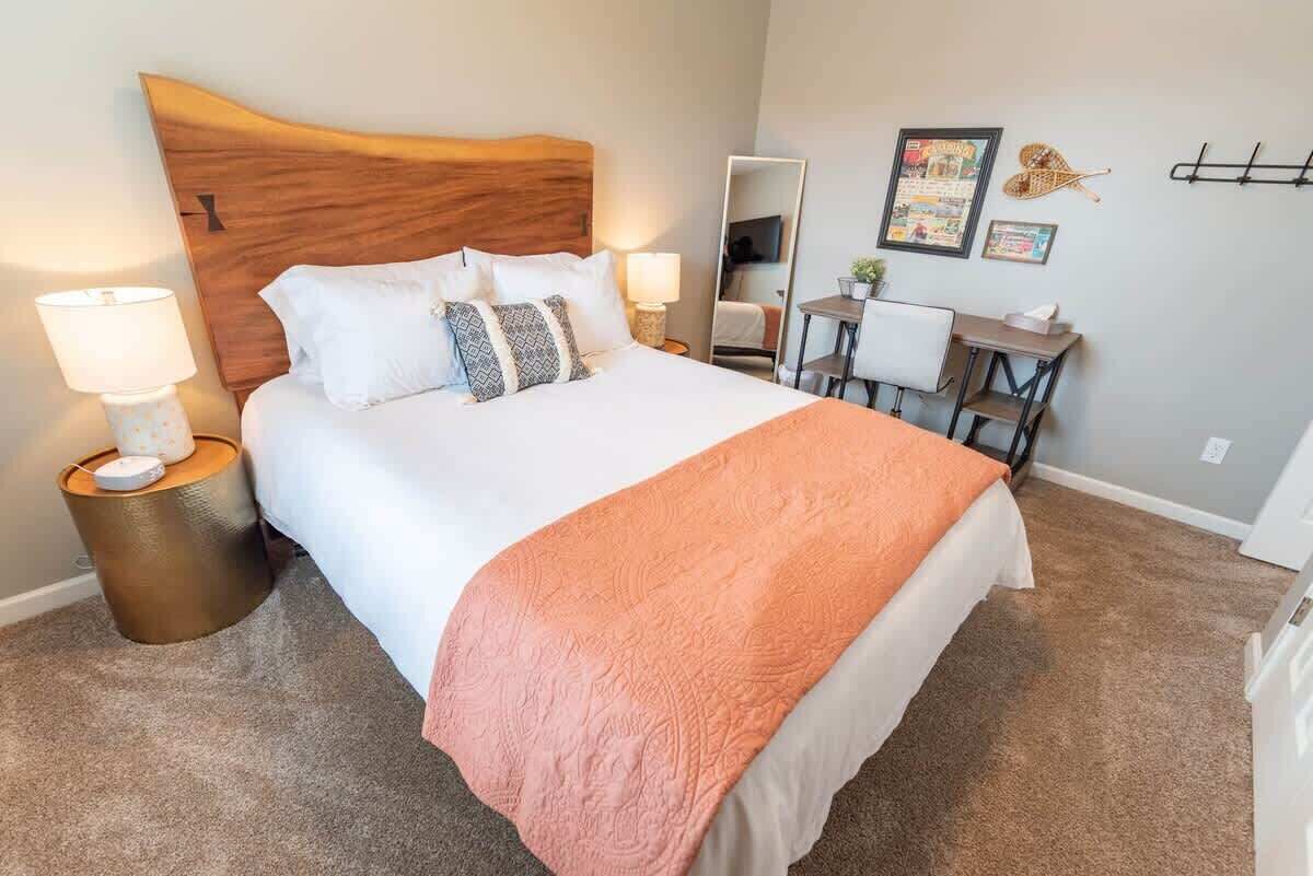 2 bedrooms, iron/ironing board, travel crib, WiFi