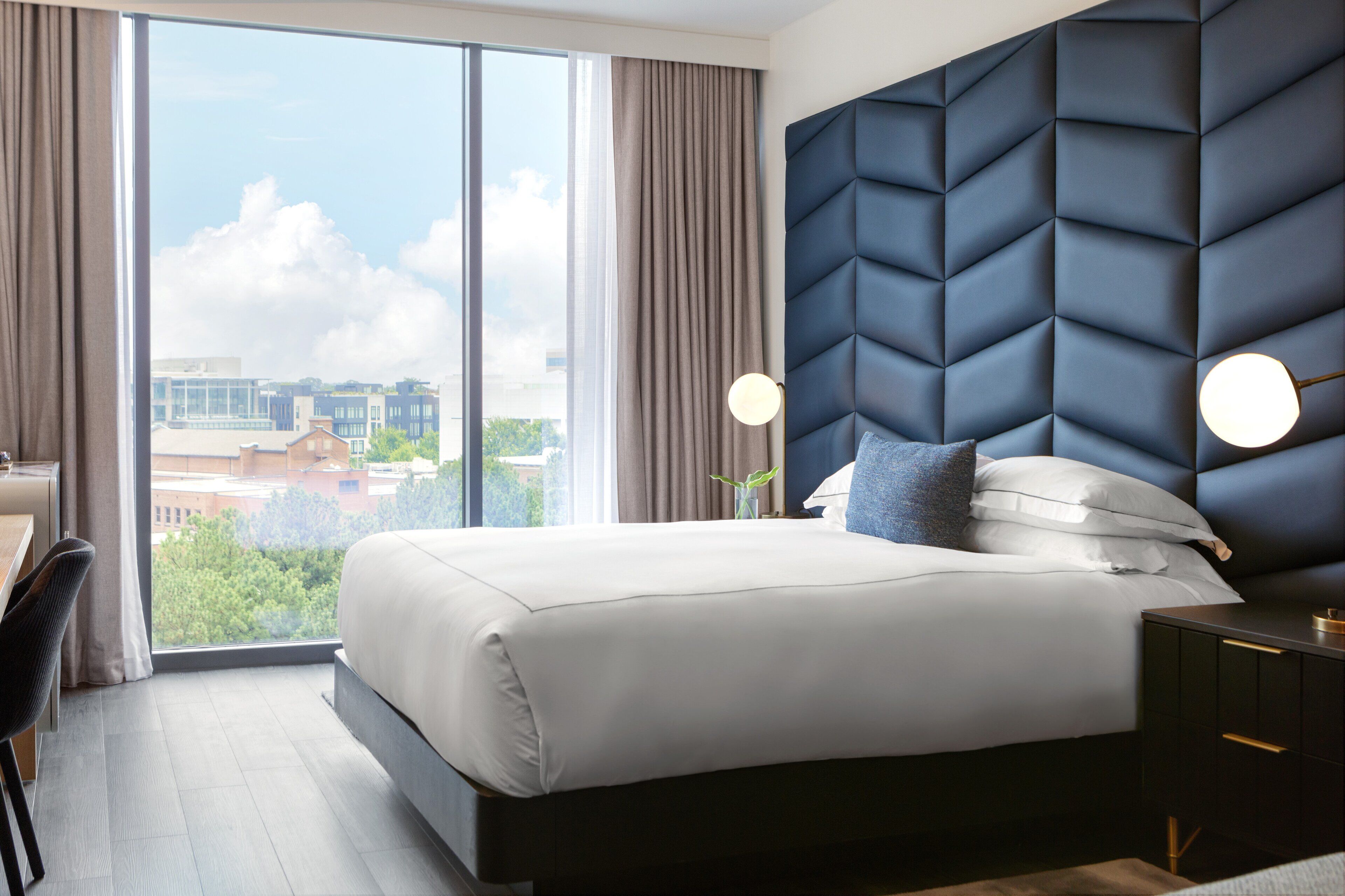 1 bedroom, frette italian sheets, premium bedding, pillow-top beds