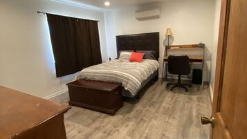 1 camera, una scrivania, ferro/asse da stiro, Wi-Fi gratuito