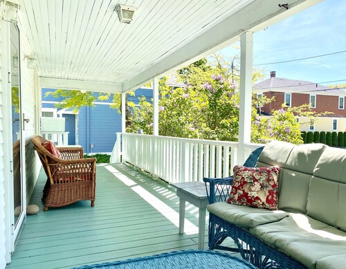 Spacious and Historic Downtown Home 1 minute walk from the ocean.