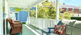 Spacious and Historic Downtown Home 1 minute walk from the ocean.