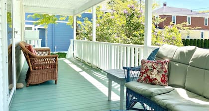 Spacious and Historic Downtown Home 1 minute walk from the ocean.