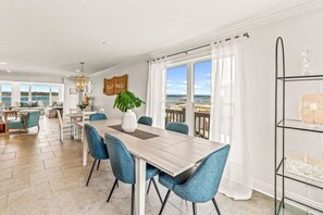 Dining - Beach & Lagoon Retreat - Private Beach Access (gulf shores)