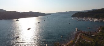 Marimare Beach & Bungalow Hotel