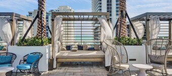 Amazing Apartments at H Beach House