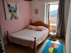 3 bedrooms, WiFi, bed sheets - Beautiful farmhouse in the Languedoc (Saint-Julien)