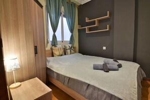 2 chambres, fer et planche à repasser, Wi-Fi gratuit, draps fournis