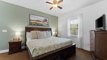 3 bedrooms, in-room safe, iron/ironing board, cribs/infant beds