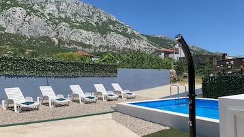 Alberca al aire libre