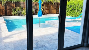 Piscine extérieure, piscine chauffée