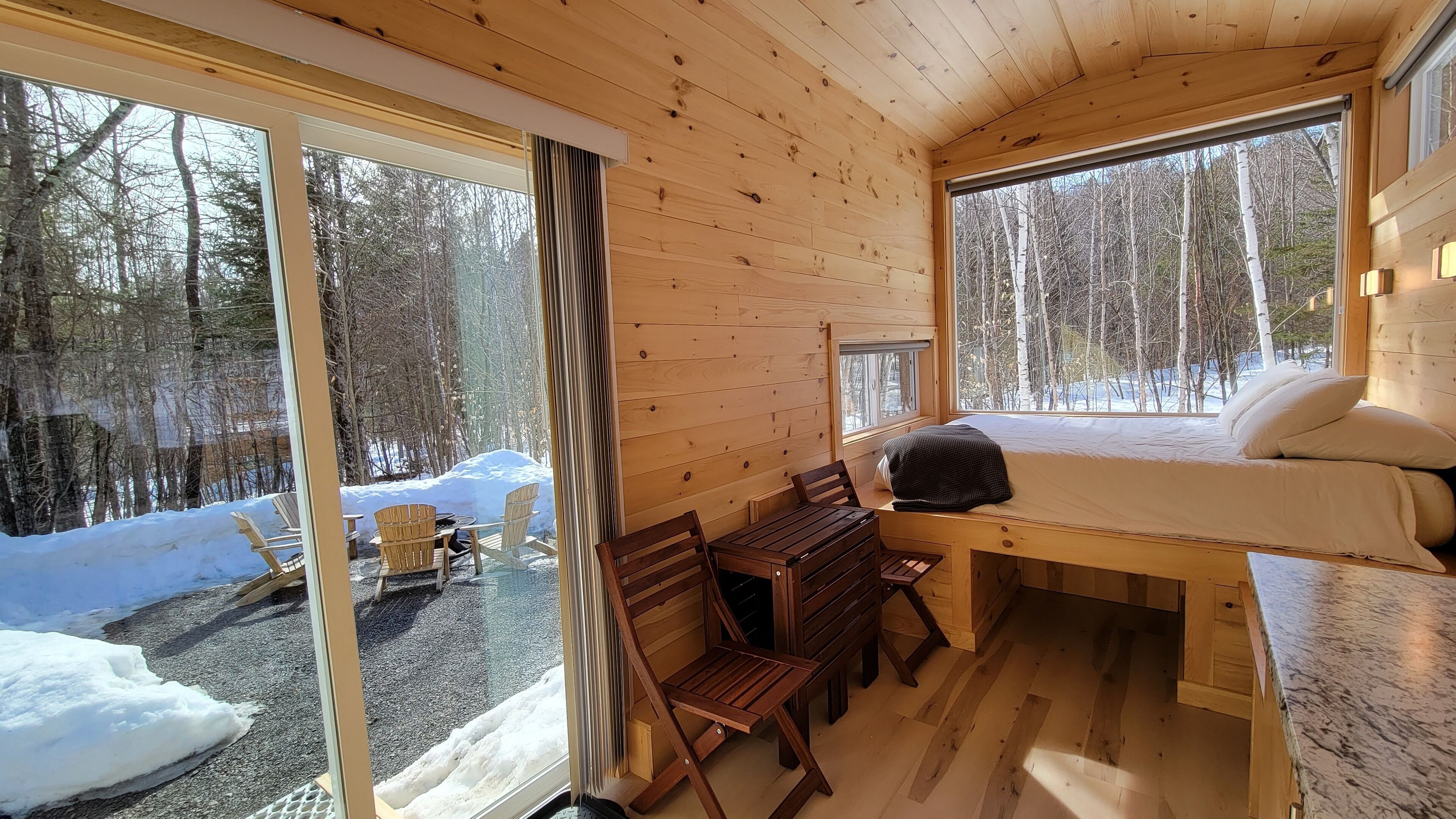 1 quarto, Wi-Fi de cortesia, roupa de cama