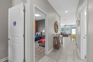 5 Schlafzimmer, Bügeleisen/Bügelbrett, kostenloses WLAN, Bettwäsche