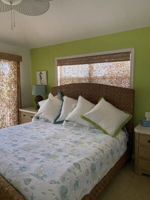 3 bedrooms, iron/ironing board, free WiFi, bed sheets - Bokellia Tarpon Retreat (Bokeelia)