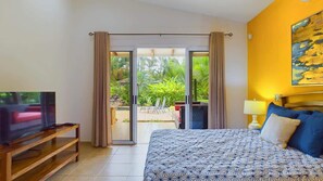 3 bedrooms, iron/ironing board, travel crib, free WiFi