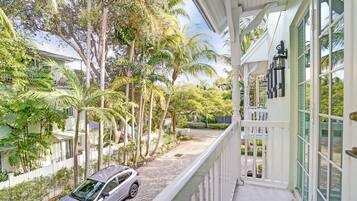 House | Balcony view