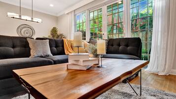 House | Living area | TV