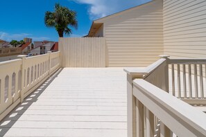 Terrace/patio - Walk to Private Beach! Feel the Gulf Breeze! (Panama City Beach)