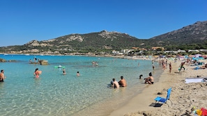 On the beach - Air-conditioned Studio 100M from the beach between Calvi and Ile Rousse, Free Parking (Lumio)