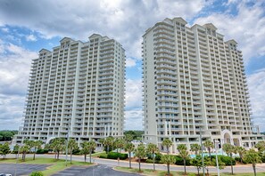 Exterior - Amazing ocean-view condo across street from beach with heated pools & game room (Miramar Beach)