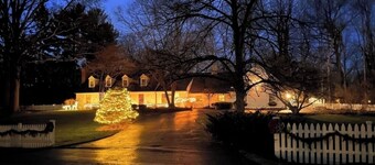 Fox Knoll 2-LRG Private Room-Grand Park, Concerts,Butler! Park-Like Setting!