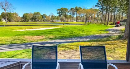 Quiet townhome on the golf course with deck, central AC & paid-access pool