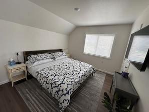 1 bedroom, free WiFi, bed sheets - Spacious 1bd/1bt downtown apartment next to the park (Vancouver)