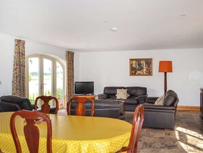 Interior - The Groom's Quarters - UK39053 (Wragby)
