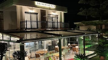 Ngoại thất
