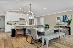 Dining - Blue View - Private Boat Launch on property! (Arley)