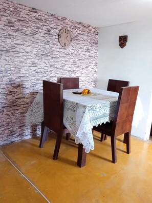 Dining - Cottage (El Madroño, Finca las Orquideas)