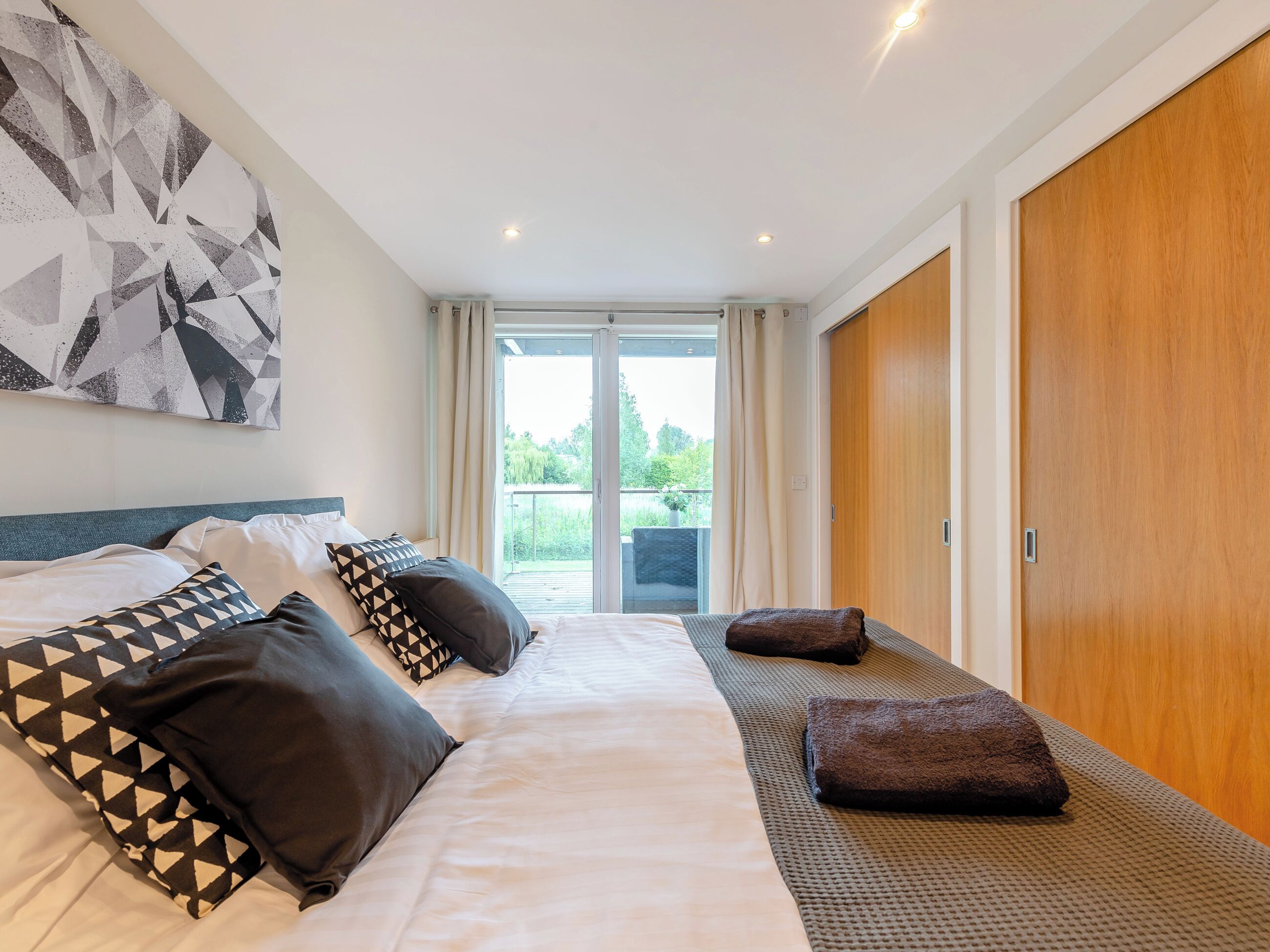 4 chambres, accès au Wi-Fi (inclus), literie fournie