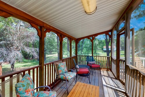 Renovated house with private pool, water access, boat launch, game room & deck