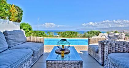 Villa Hillcrest - a villa that sleeps 6 guests in 3 bedrooms