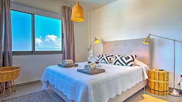 3 bedrooms, iron/ironing board, free WiFi