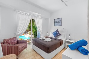3 bedrooms, iron/ironing board, free WiFi
