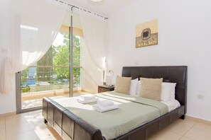3 habitaciones, tabla de planchar con plancha y wifi gratis 