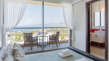 3 bedrooms, iron/ironing board, free WiFi